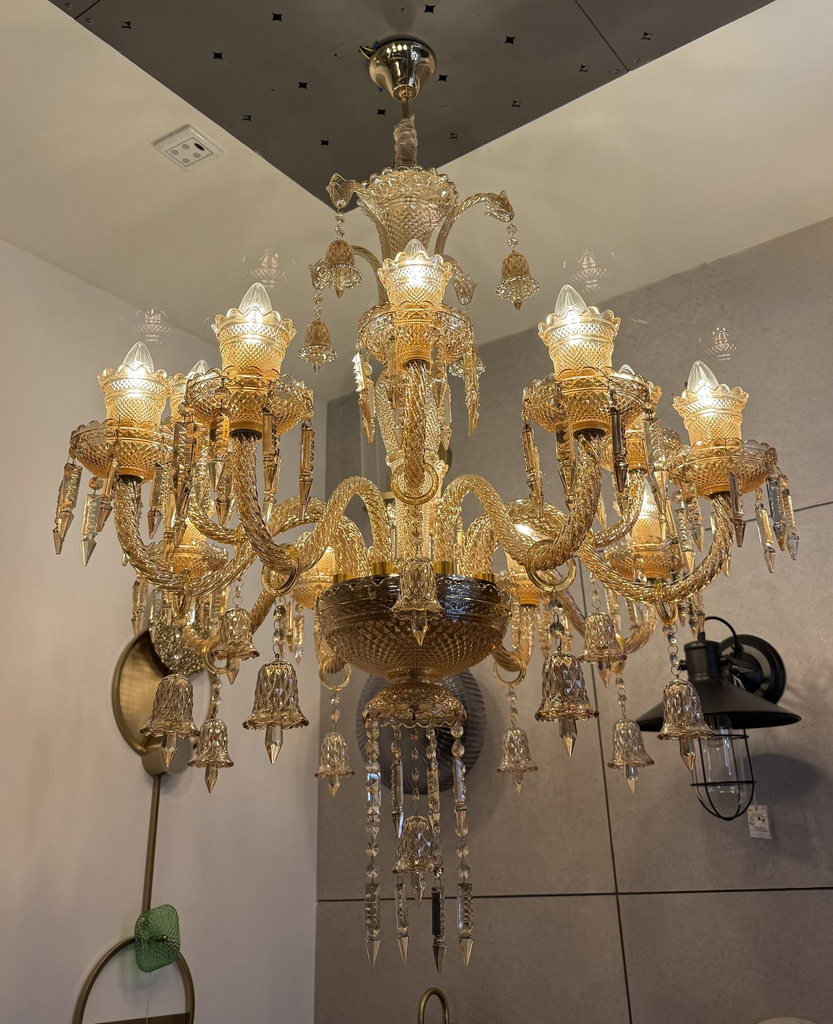 versailles-royal-chandelier-gold-crystal-by-lightzone