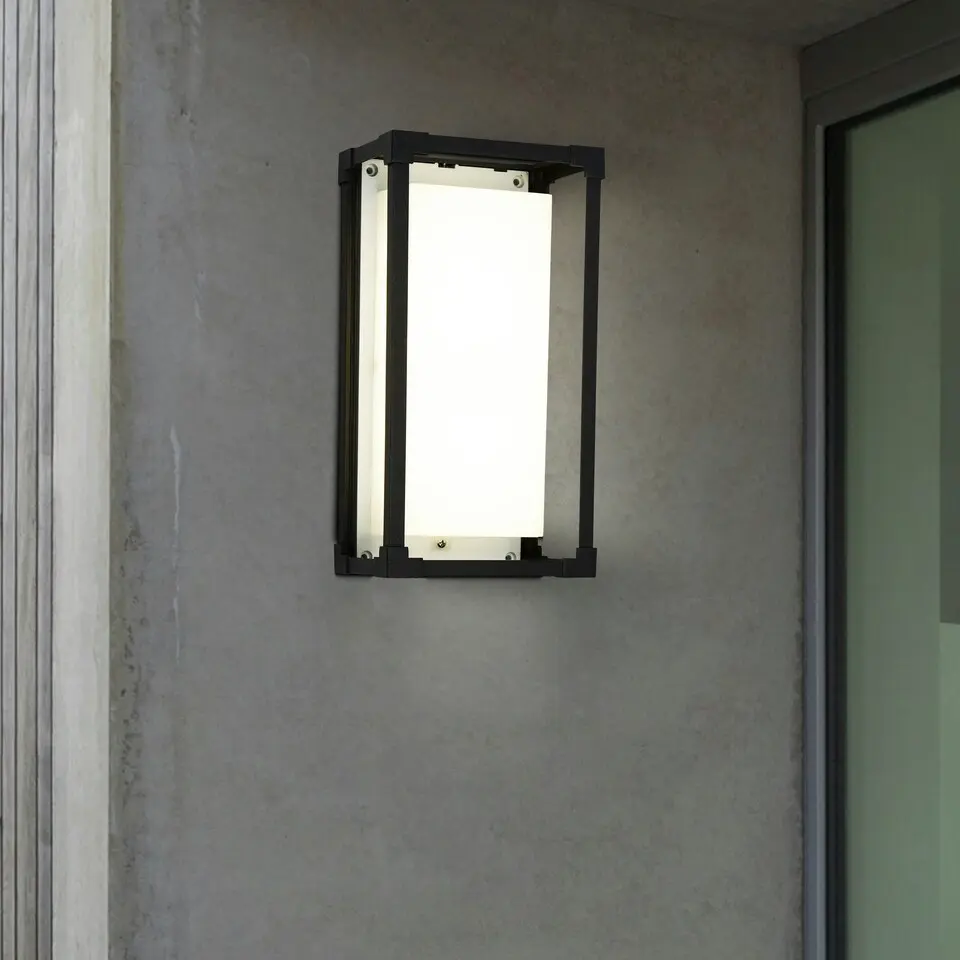 Coss-wall-lamp-outdoor