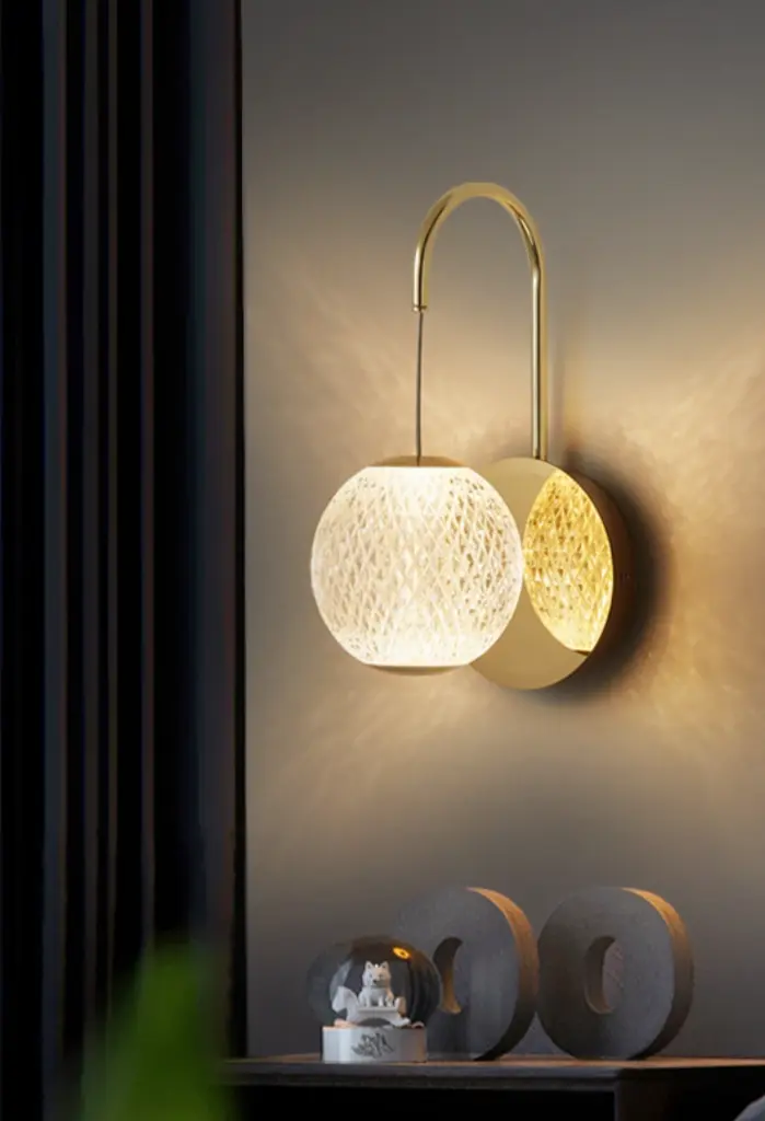 lamor wall lamp