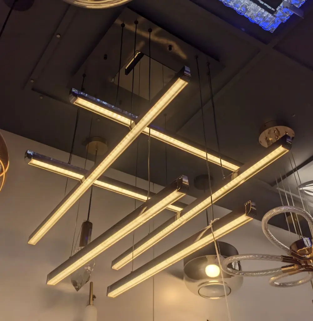 Strato Lines Chandelier lightzone