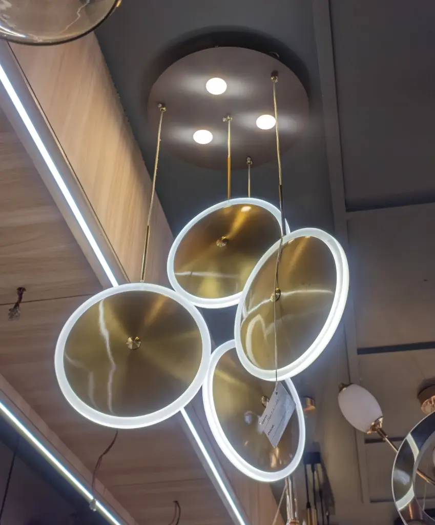 Prism chandelier lz