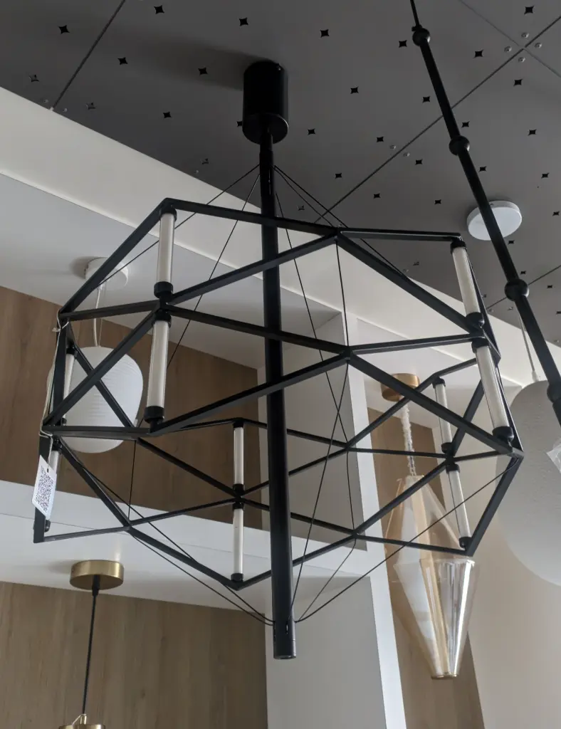 Frostic chandelier lz