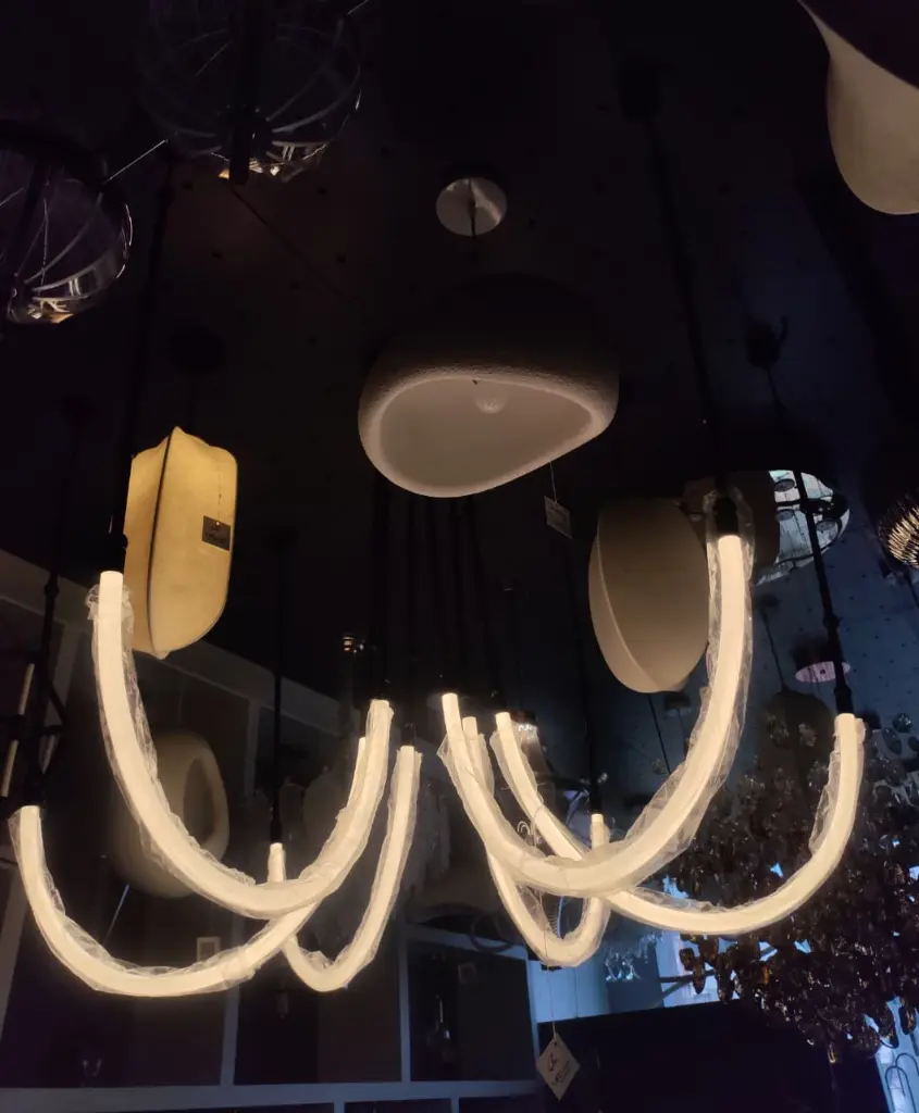 Sculptural Arc Linear Chandelier light zone