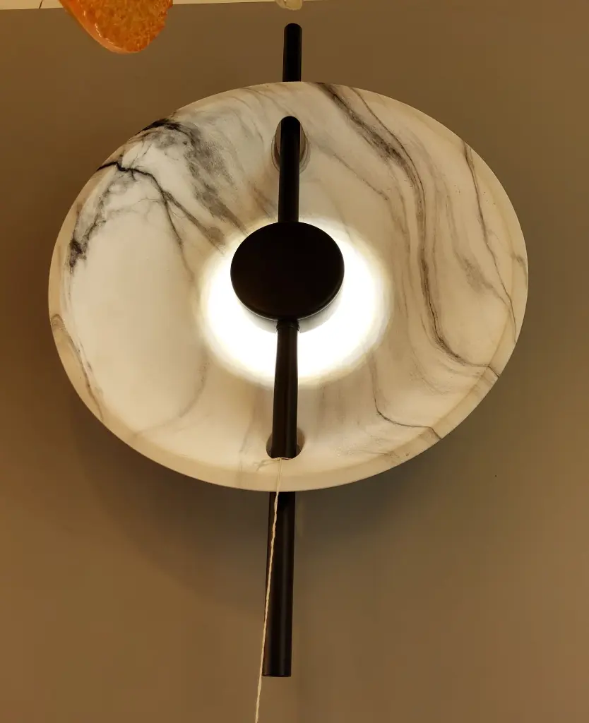 Marble Sconce light zone