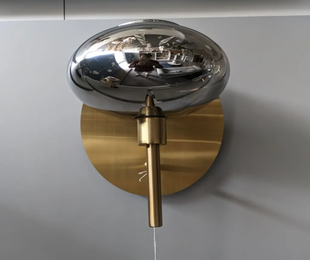 Farolen Amber Wall Lamp light zone