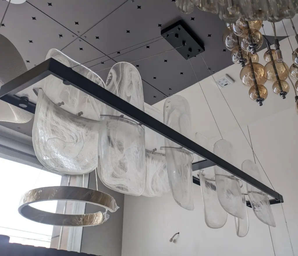 vitre linear chandelier light zone