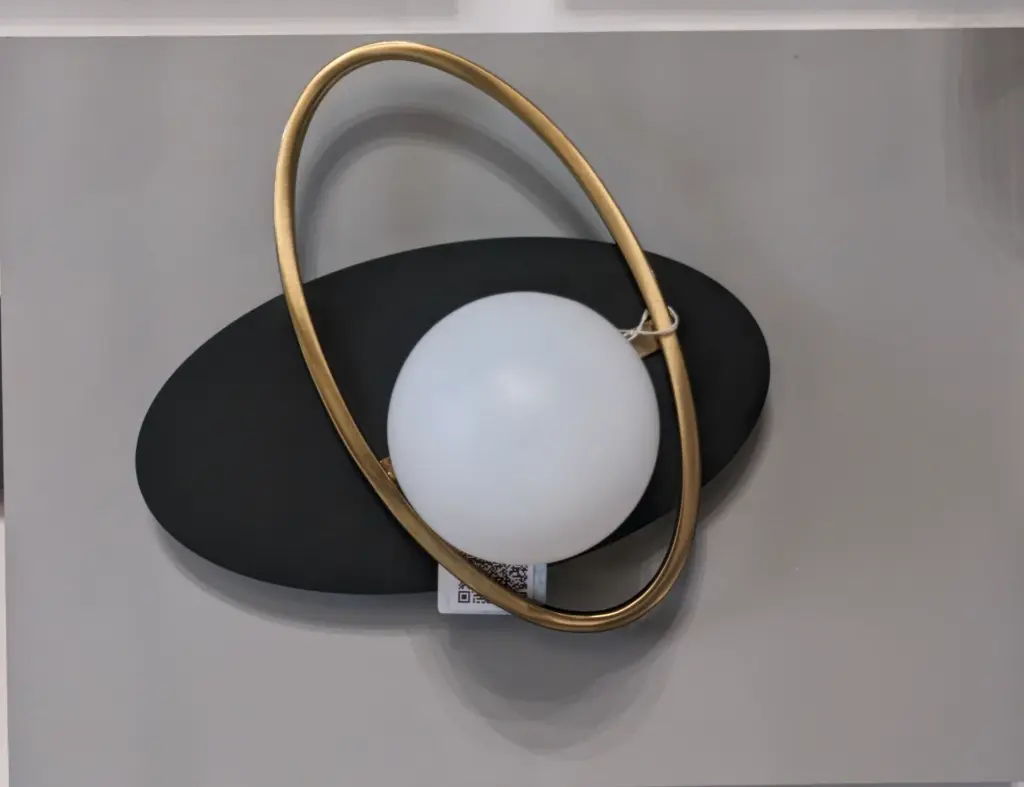 Celo Wall Sconce light zone