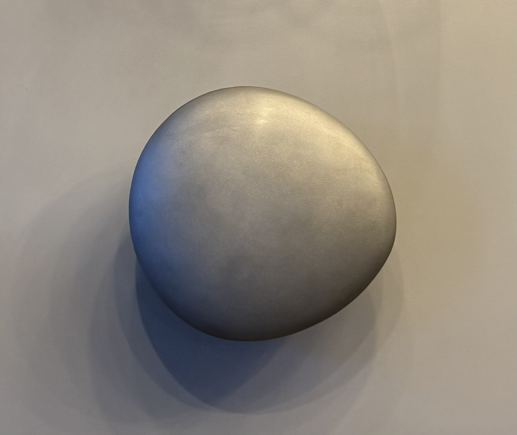 Stone wall lamp light zone