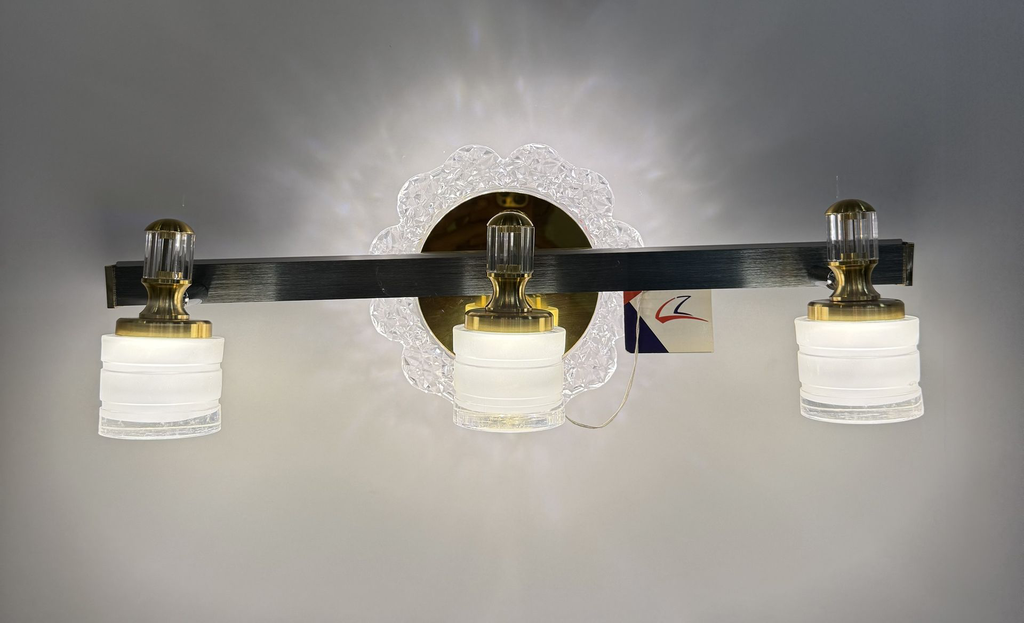 cera-mirror-modern-light-glass-light-zone