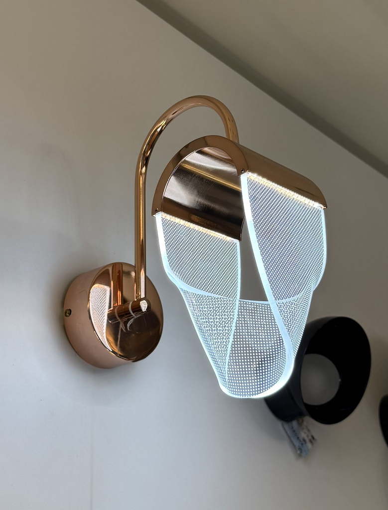orva-wall-lamp-by-light-zone