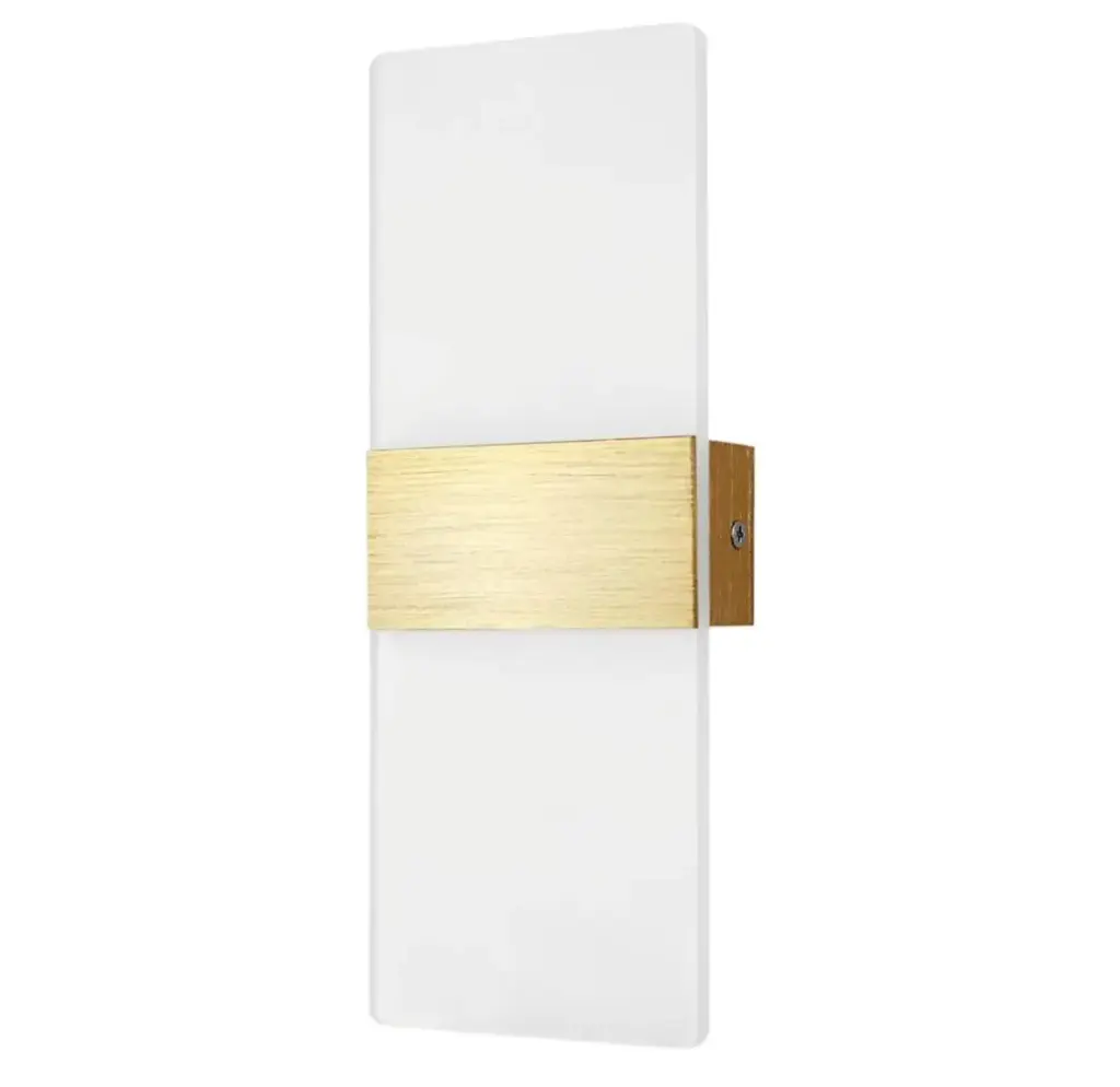 Deor Wall Sconce