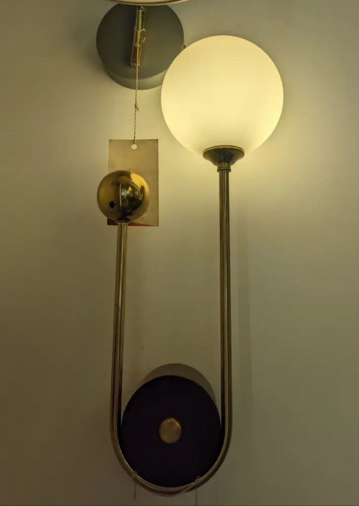 Foae Wall Light