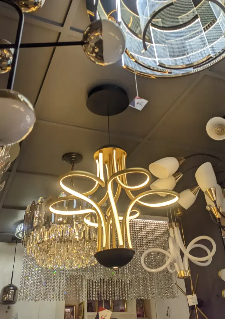Trist Chandelier