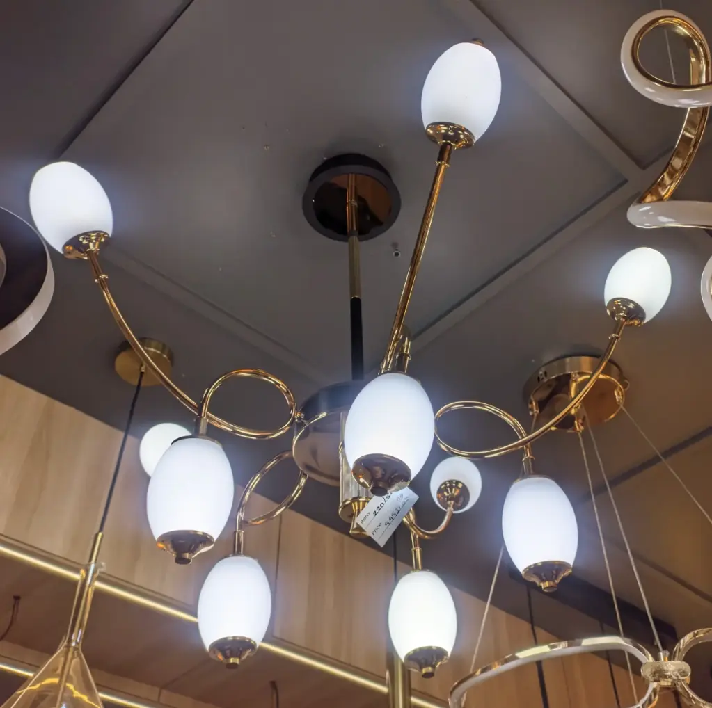 Glayra Chandelier