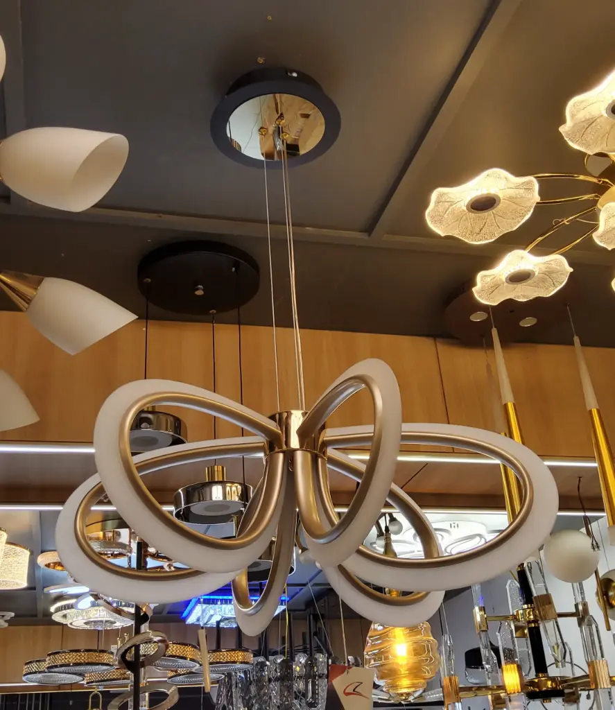 Vey Chandelier