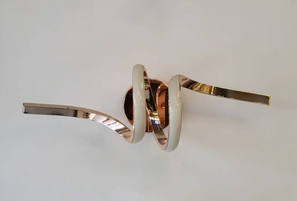 Arce Twist Wall Light