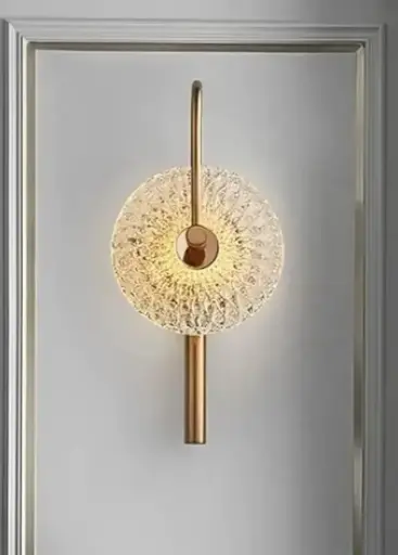 Elura Wall Light