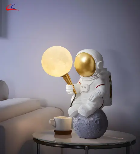 Astronaut Lamp